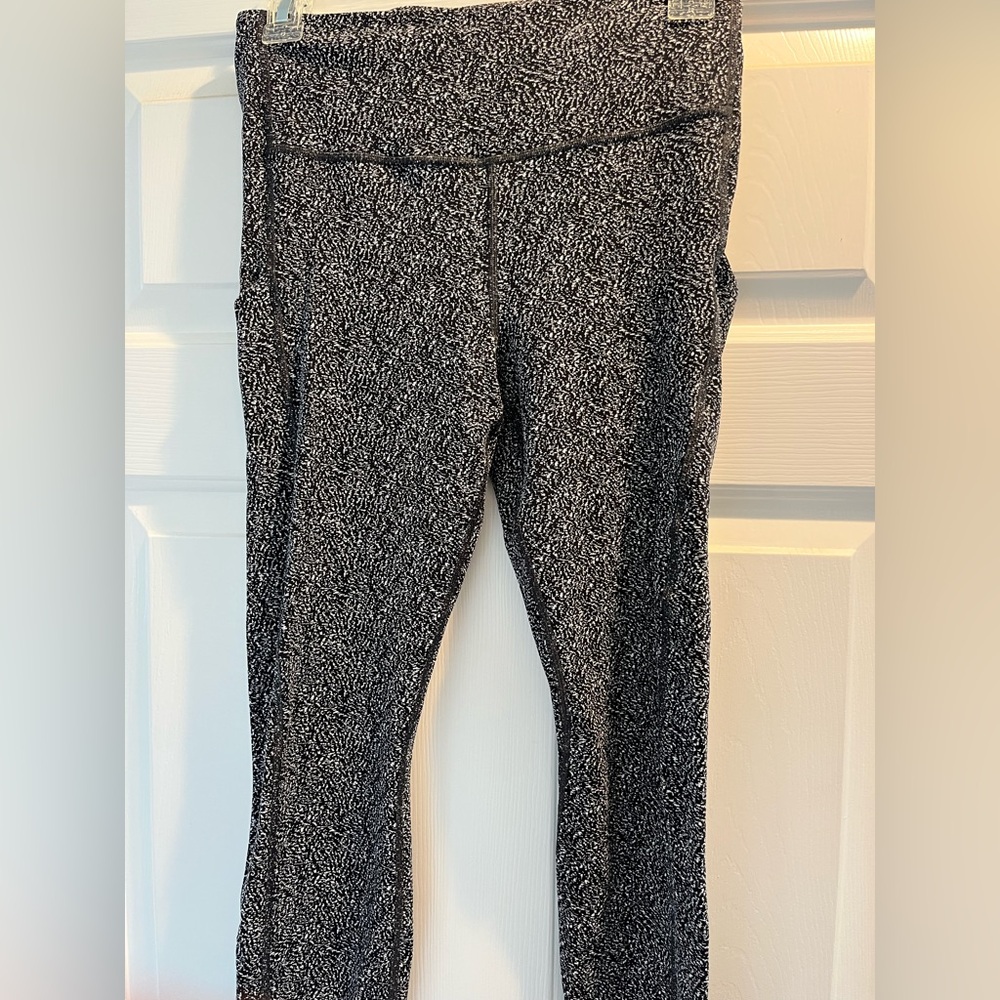 Athleta Speckled Black and White Leggings